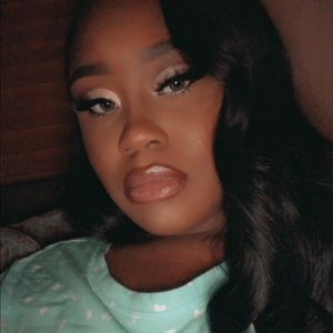 Meet your Posher, Tiana